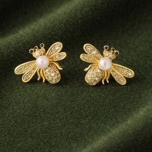 Luxury Gold Bee Stud Earrings